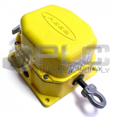 NEW REES 04944-240 CABLE OPERATED SWITCH NEW