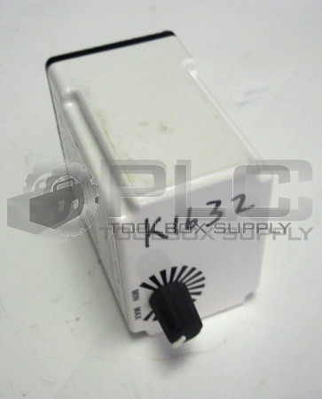 SQUARE D 9050-JCK11-V14 TIMING RELAY 9050JCK11V14 SERIES D