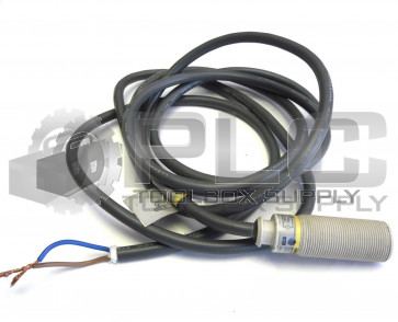 NEW OMRON E2F-X5Y1-53US PROXIMITY SWITCH