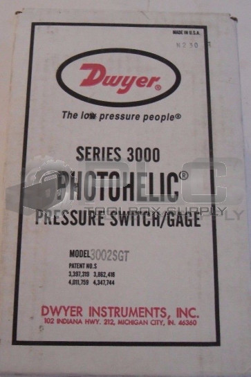 NEW DWYER 3002SGT SERIES 3000SGT PHOTOHELIC PRESSURE SWITCH/GAGE