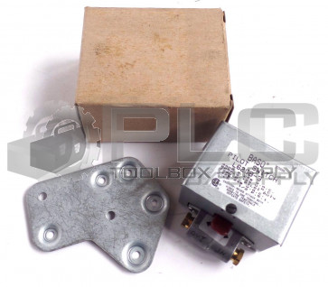 NEW BASO L62GB-3 PILOT SWITCH