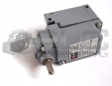 NEW CUTLER HAMMER 10316H555A TYPE L LIMIT SWITCH 600 VOLT AC MAX 10316H5975B