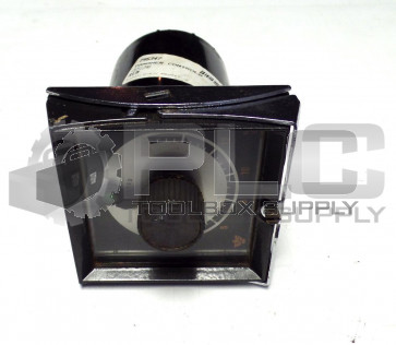 EAGLE SIGNAL CE512A6 ELECTRONIC RESET TIMER V:120 HZ:60 M:2 OUTPUT V:120 A:10