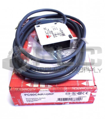 NEW CARLO GAVAZZI PC50CNR10RP PHOTOELECTRIC SWITCH