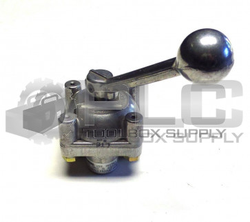 NEW BARKSDALE 9002-M PNEUMATIC VALVE