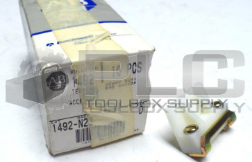 NEW BOX OF 8 ALLEN BRADLEY 1492-N23 SERIES D TERMINAL BLOCK