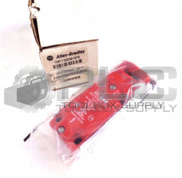 NEW ALLEN BRADLEY GUARDMASTER 440K-MT55027 SAFETY INTERLOCK SWITCH 440KMT55027