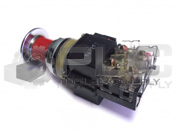 GENERAL ELECTRIC TWO POSITION PUSH BUTTON CR104PTY211 WITH ONE CR104P
