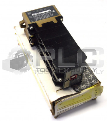 ALLEN BRADLEY 700-P1000A1 SERIES A RELAY