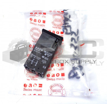 NEW EAO 22-215.011 SWITCH PUSHBUTTON