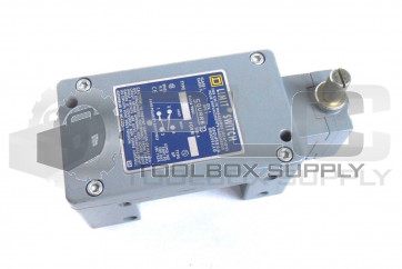 NEW SQUARE D CR53B2 SER A LIMIT SWITCH CLASS 9007