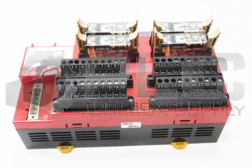 ALLEN BRADLEY 1791DS-IB4X0W4 SAFETY INPUT MODULE 1791DS-IB4XOW4