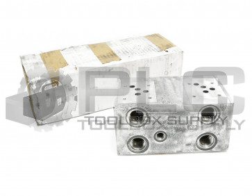NEW DAMAN AD05HP025S HYDRUALIC MANIFOLD 4" X 8.25" X 5" A0516116