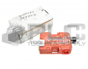 NEW ALLEN BRADLEY 440G-T27127 GUARD MASTER TLS1-GD2 LOCKING SWITCH