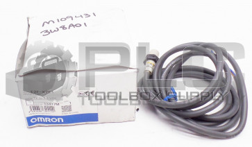 NEW OMRON E2F-X2E1 PROXIMITY SWITCH 12/24VDC E2FX2E1