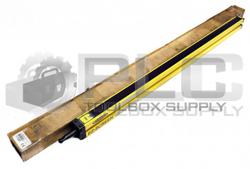 NEW BANNER SLSE30-750Q8 EZ-SCREEN LIGHT CURTAIN EMITTER