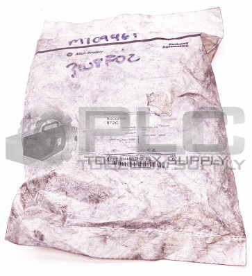 NEW ALLEN BRADLEY 872C-DH4NP12-E2 INDUCTIVE PROXIITY SENSOR