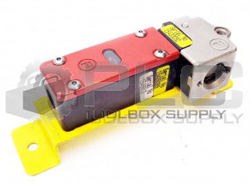 FORTRESS INTERLOCKS MA2M6ST401 SAFETY SWITCH W/MOUNTED BRACKET