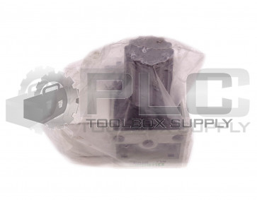 NEW NUMATICS R22R-03G PNEUMATIC REGULATOR