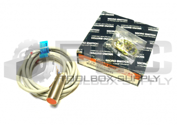 NEW MICRO SWITCH FL7M-5T7D-M PROXIMITY SWITCH