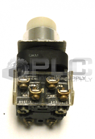ALLEN BRADLEY 800T-PT16 SER.N W/ 800T-XA ILLUMINATED WHITE PUSH BUTTON