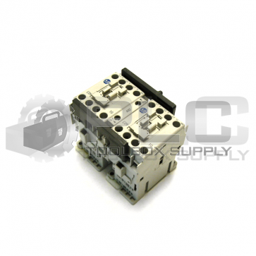 NEW ALLEN BRADLEY 104-C09EJ22 REVERSING CONTACTOR