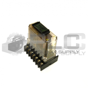 STRUTHERS-DUNN 700-HB33A1 RELAY WITH RELAY SOCKET