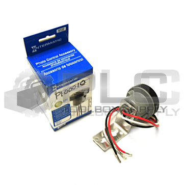 NEW INTERMATIC K122 LOCKING TYPE RECEPTACLE W/ MOUNTING BRACKET