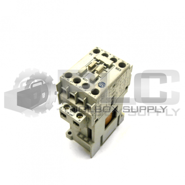ALLEN BRADLEY 100-C09Z*10 CONTACTOR RELAY SER A