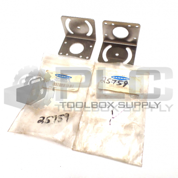 NEW LOT OF 2 BANNER SMB30MM 27162 MOUNTING BRACKET