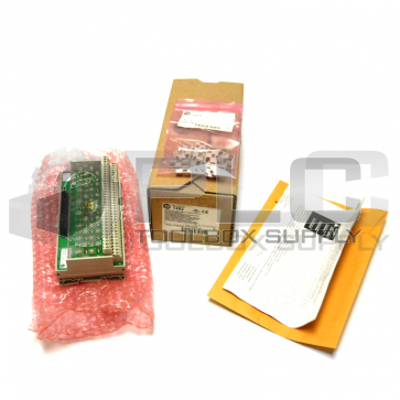 NEW ALLEN BRADLEY 1492-IFM40F-FS120A-4 40-POINT ISOLATED FUSIBLE DIGITAL IFM