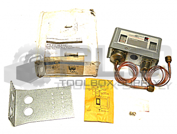 NEW JOHNSON CONTROLS P70LB-1C DUAL PRESSURE 