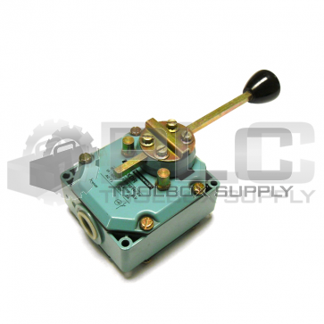 NEW TELEMECANIQUE XDR LIMIT SWITCH 240V 3A