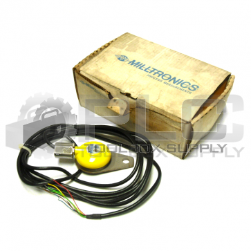 NEW MILLTRONICS 2794 SENACO SOLID FLOW SENSOR 22.5-30VDC 1/2 NP 93403000