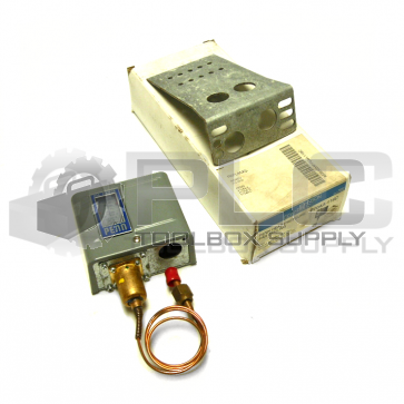 NEW JOHNSON CONTROLS P70AA-118C PRESSURE CONTROLLER