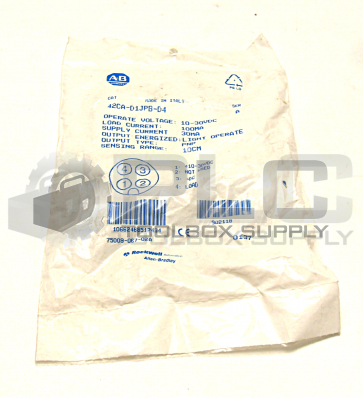 NEW ALLEN BRADLEY 42CA-D1JPB-D4 /A PROXIMITY SWITCH