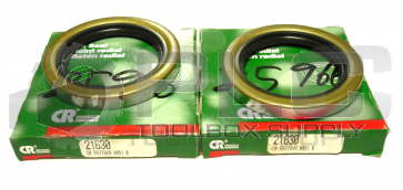 NEW LOT OF 2 CR 21630 OIL SEAL