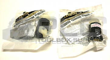 NEW SEALED LOT OF 2 LEVITON ML3-C CONNECTOR LOCKING 15AMP 3POLE 3WIRE 125/250VAC