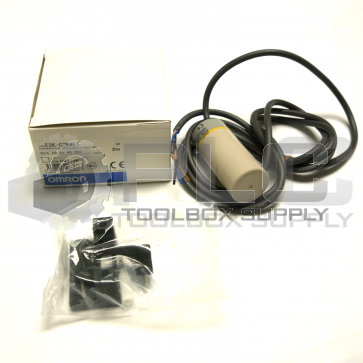 NEW OMRON E2K-C25ME1 DC CAPACITIIVE PROXIMITY SENSOR 
