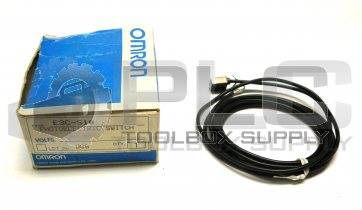 NEW OMRON E3C-S10 PHOTOELECTRIC SENSOR 