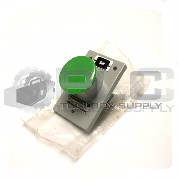 NEW GENERAL ELECTRIC CR2940NP611L PUSH BUTTON WITH CR2940U301