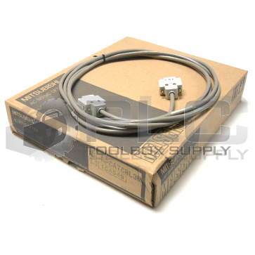 NEW MITSUBISHI MR-HPCATCBL3M PC CABLE 3M