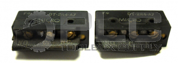  LOT OF 2 MICRO DT-2R4-A7 MICROSWITCH PIN PLUNGER