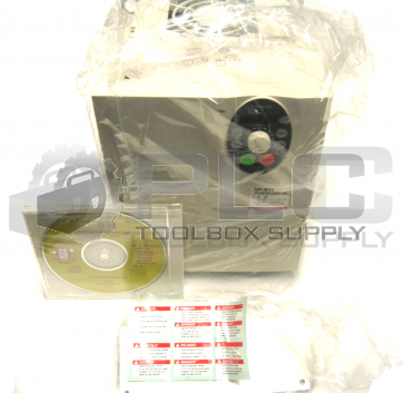 NEW TOSHIBA VFS11-2055PM-WN (R5) TRANSISTOR INVERTER 3PH 200/240V 50/60HZ