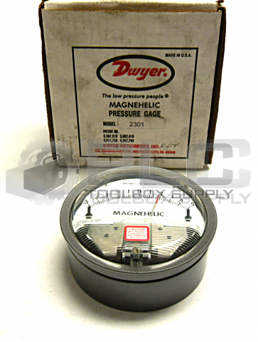 NEW DWYER 2301 GAUGE -.5-.5 INCHES OF WATER 