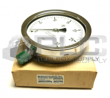 NEW MCDANIEL 316SS 0-30 PSI GAUGE 1/2" CONNECTION  7"