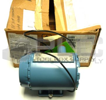 NEW ROSEMOUNT 8732EMT1A4N5M4 MAGNETIC FLOWMETER 90-250 VAC/ 50/60HZ