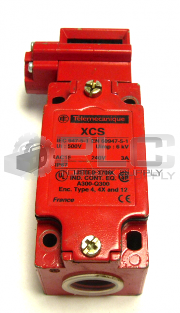 TELEMECANIQUE XCS-B703 INTERLOCK SAFETY SWITCH