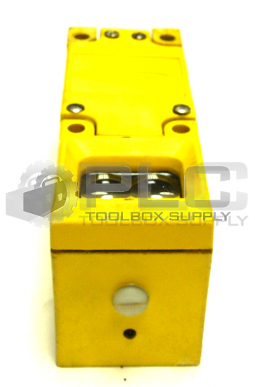 BANNER LV1-AT-LM3 MULTI-BEAM SCANNER  INPUT-120VAC/60HZ OUTPUT-120VAC LV1 AT LM3