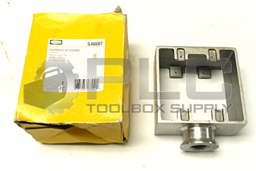 NEW HUBBELL SA6687 FLOOR BOX ACCESSORY TWO GANG W/ 3/4'' HUB 